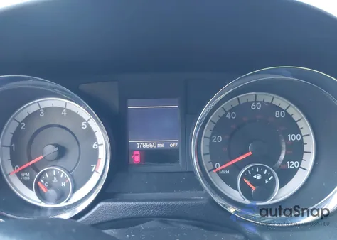 2011 Dodge Grand Caravan Crew from USA, damaged, VIN 2D4RN5DG6BR720668